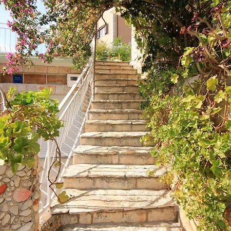 By The Sea Prizba, Korcula - 9180 *